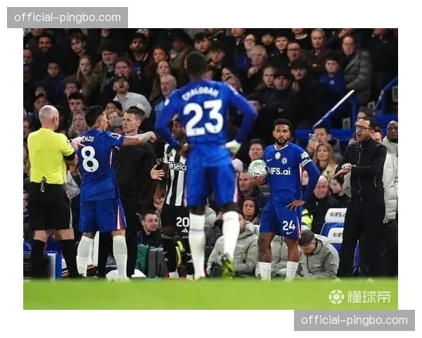 纽卡斯尔联防守组织纪律性评估,面对切尔西控球时的防线收缩节奏